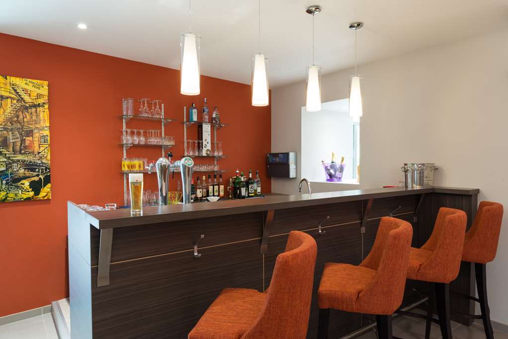 Parc Hotel Pompadour Arnac-Pompadour Ресторант снимка